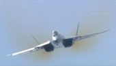 ОРУЖЈЕ ЗА УНИШТАВАЊЕ ПРИОРИТЕТНИХ МЕТА: Су-57 тестирао макете нове хиперсоничне ракете ОРУЖЈЕ ЗА УНИШТАВАЊЕ ПРИОРИТЕТНИХ МЕТА: Су-57 тестирао макете нове хиперсоничне ракете