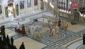 ИЗА ЗАТВОРЕНИХ ВРАТА: Ево ста се дешава у Храму где се бира нови патријарх (ФОТО) ИЗА ЗАТВОРЕНИХ ВРАТА: Ево ста се дешава у Храму где се бира нови патријарх (ФОТО)
