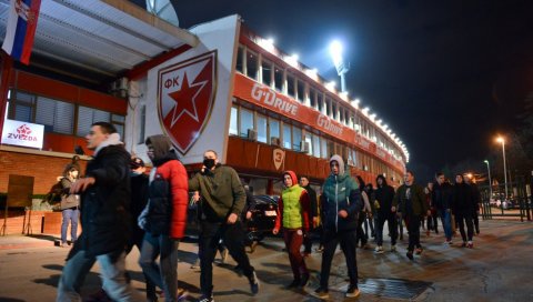 СКАНДАЛОЗАН ТЕКСТ ХРВАТА О ЗВЕЗДИ: Србе чека драстична казна, било је навијача на Маракани који су брутално вређали Ибрахимовића и Ребића СКАНДАЛОЗАН ТЕКСТ ХРВАТА О ЗВЕЗДИ: Србе чека драстична казна, било је навијача на Маракани који су брутално вређали Ибрахимовића и Ребића