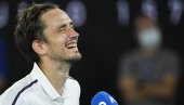 НЕЋЕ ВИРУС НЕСТАТИ ЗА НЕДЕЉУ ДАНА: Медведеву смешно одлагање Ролан Гароса НЕЋЕ ВИРУС НЕСТАТИ ЗА НЕДЕЉУ ДАНА: Медведеву смешно одлагање Ролан Гароса