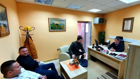 АДВОКАТИ ПОДРЖАЛИ АКЦИЈУ ПРОФЕСОРА: Обезбеђена правна помоћ за евентуалне жртве сексуалног насиља у Пожаревцу АДВОКАТИ ПОДРЖАЛИ АКЦИЈУ ПРОФЕСОРА: Обезбеђена правна помоћ за евентуалне жртве сексуалног насиља у Пожаревцу