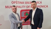 NEŠIĆ PODRŽAO GRUJIČIĆA: DNS uz Mladena Grujičića u Srebrenici NEŠIĆ PODRŽAO GRUJIČIĆA: DNS uz Mladena Grujičića u Srebrenici