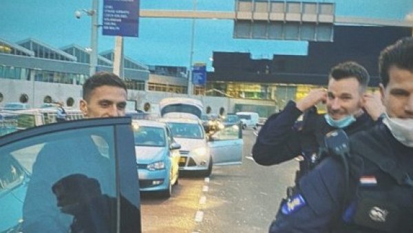 ПОЛИЦИЈА У АМСТЕРДАМУ ЗАУСТАВИЛА ТАДИЋА: Нећете веровати због чега (ФОТО) ПОЛИЦИЈА У АМСТЕРДАМУ ЗАУСТАВИЛА ТАДИЋА: Нећете веровати због чега (ФОТО)