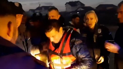 ZORAN SPAŠEN IZ NIŠAVE: Srećan kraj velike akcije kod Niša (VIDEO) ZORAN SPAŠEN IZ NIŠAVE: Srećan kraj velike akcije kod Niša (VIDEO)