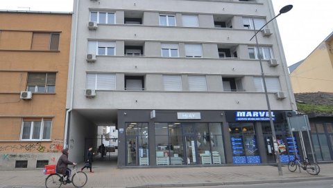 МОРА ДА ПЛАТИ 100.000 ДИНАРА И ОСТАЈЕ БЕЗ ДОЗВОЛЕ ОСАМ МЕСЕЦИ: Кажњен један од учесника инцидента у Шафариковој улици у Новом Саду МОРА ДА ПЛАТИ 100.000 ДИНАРА И ОСТАЈЕ БЕЗ ДОЗВОЛЕ ОСАМ МЕСЕЦИ: Кажњен један од учесника инцидента у Шафариковој улици у Новом Саду