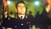 СЦЕНА ИЗ ДАРЕ КОЈА ЈЕ НАЈЕЖИЛА СРБИЈУ: Музичке столице у усташком логору уз Ужичко коло - ко не пронађе место, добије србосјек
