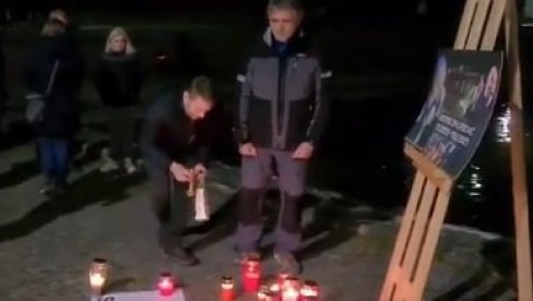 OPROŠTAJ OD BALAŠEVIĆA I U MARIBORU: Kantautoru je u ovom gradu bio drugi dom (VIDEO) OPROŠTAJ OD BALAŠEVIĆA I U MARIBORU: Kantautoru je u ovom gradu bio drugi dom (VIDEO)