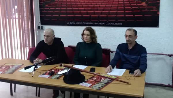 КРАГУЈЕВЧАНИ ОТВАРАЈУ ПОЗОРИШНУ СМОТРУ: „Миливојев штап и шешир“ од 22. фебруара КРАГУЈЕВЧАНИ ОТВАРАЈУ ПОЗОРИШНУ СМОТРУ: „Миливојев штап и шешир“ од 22. фебруара