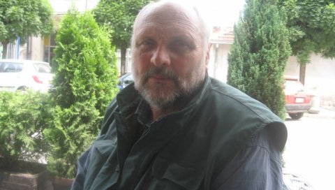 САЧЕКАО ЈЕ АНКИЦУ И УДАВИО ЈЕ НА ГРОБЉУ: Потресна исповест човека који је учествовао у спасавању прве жртве Марјана из Врања САЧЕКАО ЈЕ АНКИЦУ И УДАВИО ЈЕ НА ГРОБЉУ: Потресна исповест човека који је учествовао у спасавању прве жртве Марјана из Врања