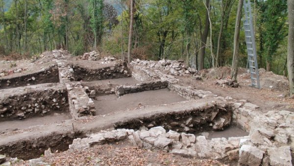 ОРЛОВИНЕ - СВЕДОЧАНСТВО О ЖИВОТУ У ВРЕМЕ ЦАРА ЈУСТИНИЈАНА: Мали Зворник годинама подржава истраживања на локалитету из 6. века (ФОТО)