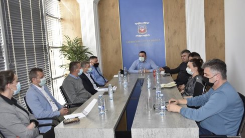 ЕПИДЕМИЈА У ГРАЧАНИЦИ: Ситуација са Ковидом високоризична и сваким даном лошија ЕПИДЕМИЈА У ГРАЧАНИЦИ: Ситуација са Ковидом високоризична и сваким даном лошија