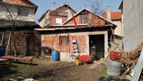 МАРЈАН У ЏЕПОВИМА ИМАО ЈОШ МЕТАКА: Сарин убица нишанио полицајца, тражио воду, па се убио МАРЈАН У ЏЕПОВИМА ИМАО ЈОШ МЕТАКА: Сарин убица нишанио полицајца, тражио воду, па се убио