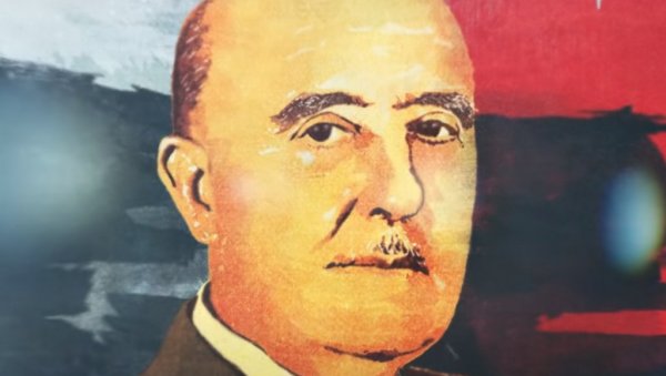 ИСТОРИЈСКИ ДАН У ШПАНИЈИ: Уклоњена последња статуа генерала Франка ИСТОРИЈСКИ ДАН У ШПАНИЈИ: Уклоњена последња статуа генерала Франка