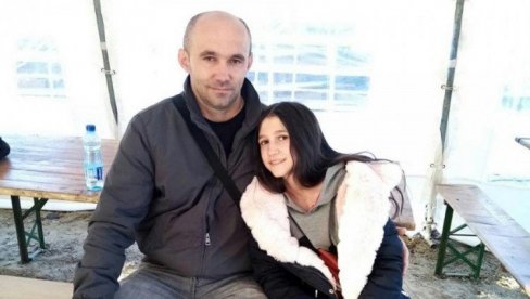 OTAC BILJANE ČEKIĆ SE OBRATIO JAVNOSTI: Nismo socijalni slučaj, moja ćerka će dobiti mesečnu stipendiju OTAC BILJANE ČEKIĆ SE OBRATIO JAVNOSTI: Nismo socijalni slučaj, moja ćerka će dobiti mesečnu stipendiju