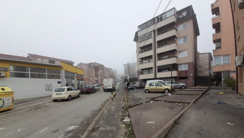 САГРАДИТЕ НАМ ОСНОВНУ ШКОЛУ: Житељи насеља Вељко Влаховић најављују протестно окупљање у марту САГРАДИТЕ НАМ ОСНОВНУ ШКОЛУ: Житељи насеља Вељко Влаховић најављују протестно окупљање у марту
