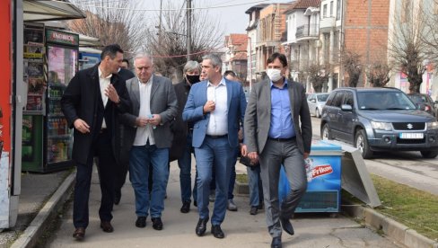 ДМИТРОВИЋ У ДЕСПОТОВЦУ: Сваке године нестаје град величине Шапца (ФОТО) ДМИТРОВИЋ У ДЕСПОТОВЦУ: Сваке године нестаје град величине Шапца (ФОТО)