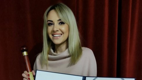 ,,МИЛИВОЈЕВ ШТАП И ШЕШИР: Бојана Урошевић победник треће фестивалске вечери ,,МИЛИВОЈЕВ ШТАП И ШЕШИР: Бојана Урошевић победник треће фестивалске вечери