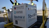 РУСКЕ ВАКЦИНЕ СТИГЛЕ У ЦРНУ ГОРУ: На подгорички аеродром слетело 5.000 доза РУСКЕ ВАКЦИНЕ СТИГЛЕ У ЦРНУ ГОРУ: На подгорички аеродром слетело 5.000 доза