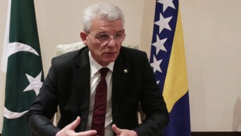 ЏАФЕРОВИЋ ПОЗДРАВИО СРАМНУ РЕЗОЛУЦИЈУ: Пријатељски чин Црне Горе ЏАФЕРОВИЋ ПОЗДРАВИО СРАМНУ РЕЗОЛУЦИЈУ: Пријатељски чин Црне Горе