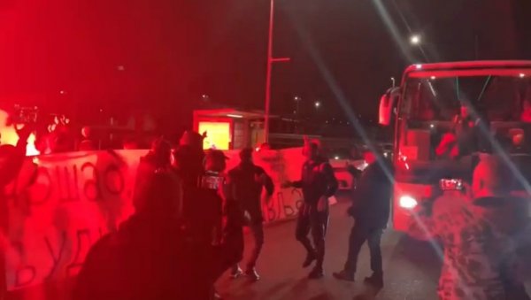 ДЕЈАН СТАНКОВИЋ НА УДАРУ ИТАЛИЈАНСКИХ МЕДИЈА: Траже да га УЕФА суспендује због кршења протокола! ДЕЈАН СТАНКОВИЋ НА УДАРУ ИТАЛИЈАНСКИХ МЕДИЈА: Траже да га УЕФА суспендује због кршења протокола!