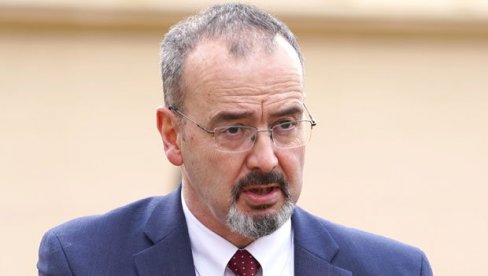 ЗА АМЕРИКАНЦЕ СУ УБИЈЕНИ СРБИ - СЛОВЕНИ: Амбасада САД у Београду о спорном твиту посвећеном жртвама нациста (ФОТО) ЗА АМЕРИКАНЦЕ СУ УБИЈЕНИ СРБИ - СЛОВЕНИ: Амбасада САД у Београду о спорном твиту посвећеном жртвама нациста (ФОТО)