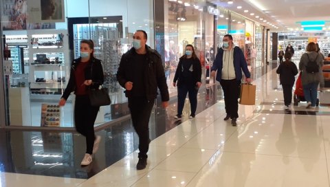 ОДЛУКА О ОТВАРАЊУ ТРЖНИХ ЦЕНТАРА КРАЈЕМ НЕДЕЉЕ? Весић најавио - ово су планови до краја јуна ОДЛУКА О ОТВАРАЊУ ТРЖНИХ ЦЕНТАРА КРАЈЕМ НЕДЕЉЕ? Весић најавио - ово су планови до краја јуна
