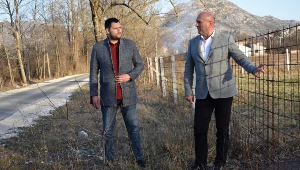 КОАЛИЦИЈА ЗА БУДУЋНОСТ НИКШИЋА У ГРАХОВУ: Свима пружити братску руку КОАЛИЦИЈА ЗА БУДУЋНОСТ НИКШИЋА У ГРАХОВУ: Свима пружити братску руку