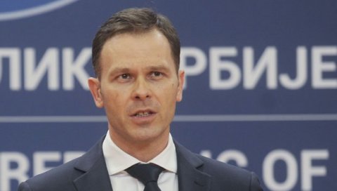 МАЛИ ОДГОВОРИО ОПОЗИЦИЈИ: Дегутантни свакодневни напади на економске резултате, грађани знају да ли живе боље него у време претходне власти МАЛИ ОДГОВОРИО ОПОЗИЦИЈИ: Дегутантни свакодневни напади на економске резултате, грађани знају да ли живе боље него у време претходне власти