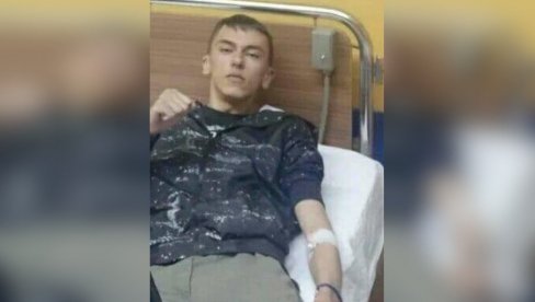 ПРЕТУЧЕНИ МЛАДИЋ И ДАЉЕ У НИКШИЋКОЈ БОЛНИЦИ: Требјешанин се опоравља након напада, ударали га док се није онесвестио (ФОТО) ПРЕТУЧЕНИ МЛАДИЋ И ДАЉЕ У НИКШИЋКОЈ БОЛНИЦИ: Требјешанин се опоравља након напада, ударали га док се није онесвестио (ФОТО)