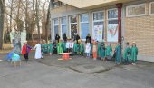 ПРЕДШКОЛЦИ И МАЛИ ПРИНЦ: Предшколци из Житишта оживели ликове из омиљеног романа (ФОТО) ПРЕДШКОЛЦИ И МАЛИ ПРИНЦ: Предшколци из Житишта оживели ликове из омиљеног романа (ФОТО)