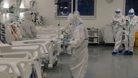 СВЕ НАМ ЈЕ БЛИЖИ: Јужноафрички сој откривен у још једној комшијској земљи СВЕ НАМ ЈЕ БЛИЖИ: Јужноафрички сој откривен у још једној комшијској земљи