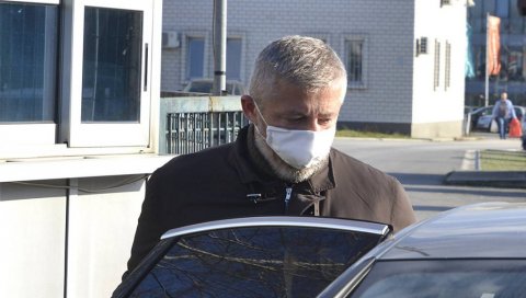 ЕКСКЛУЗИВНО: Кокеза одбио полиграф - није одговорио на питање да ли је учествовао у припреми убиства Вучића ЕКСКЛУЗИВНО: Кокеза одбио полиграф - није одговорио на питање да ли је учествовао у припреми убиства Вучића