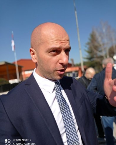 СЛ: Славко Симић има безрезервну подршку странке и српске заједнице СЛ: Славко Симић има безрезервну подршку странке и српске заједнице