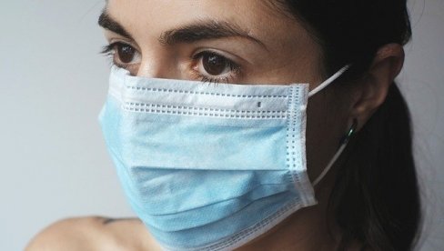 ЉУТО ЈЕ БОЛ, А ВИНО И ВОДА - ЈЕДНО ТЕ ИСТО: Три месеца Јелена живи без чула мириса и укуса, а она ову последицу короне посебно скупо плаћа ЉУТО ЈЕ БОЛ, А ВИНО И ВОДА - ЈЕДНО ТЕ ИСТО: Три месеца Јелена живи без чула мириса и укуса, а она ову последицу короне посебно скупо плаћа