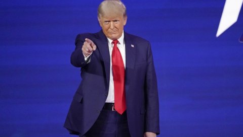 ПОЗИВ ТРАМПУ ИЗ БРИСЕЛА: Спремни смо за преговоре са Америком о царинама ПОЗИВ ТРАМПУ ИЗ БРИСЕЛА: Спремни смо за преговоре са Америком о царинама