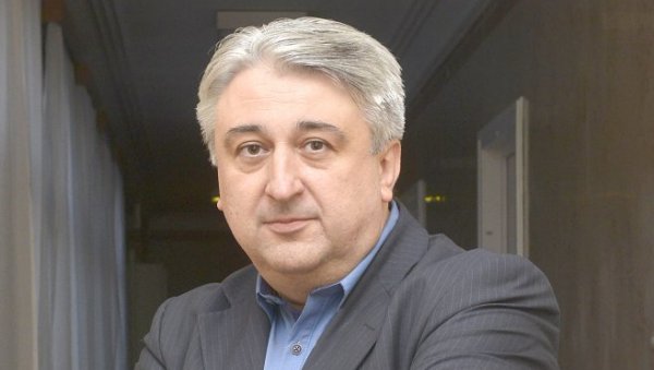 НОВОСТИ ТРАЖЕ ОДГОВОР: Зашто закон о ћирилици и даље чами у фиоци? НОВОСТИ ТРАЖЕ ОДГОВОР: Зашто закон о ћирилици и даље чами у фиоци?