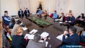 ЗА ЛЕПШИ И ЧИСТИЈИ ЗРЕЊАНИН: Почели договори око изградње пречистача отпадне воде (ФОТО) ЗА ЛЕПШИ И ЧИСТИЈИ ЗРЕЊАНИН: Почели договори око изградње пречистача отпадне воде (ФОТО)
