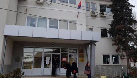 НИШКЕ ПЛАТЕ НА ЗАЧЕЉУ: Статистика показује да се у нишавском округу највише зарађује у Дољевцу, а најмање у Ражњу НИШКЕ ПЛАТЕ НА ЗАЧЕЉУ: Статистика показује да се у нишавском округу највише зарађује у Дољевцу, а најмање у Ражњу