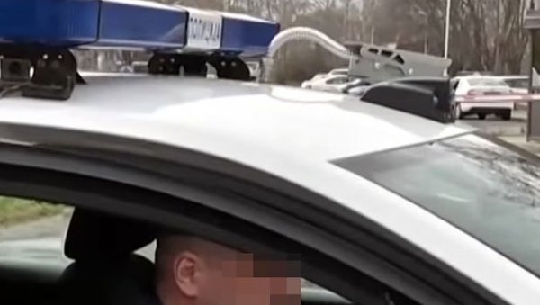 ИСТЕКЛЕ ТАБЛИЦЕ ЛОВИ 50 КАМЕРА: Патролна кола МУП снабдевена су и опремом за откривање несавесних возача ИСТЕКЛЕ ТАБЛИЦЕ ЛОВИ 50 КАМЕРА: Патролна кола МУП снабдевена су и опремом за откривање несавесних возача