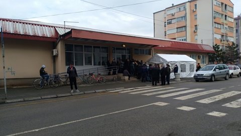 СВЕ ВИШЕ ЗАРАЖЕНИХ: У Пиротском округу погоршање епидемијске ситуације СВЕ ВИШЕ ЗАРАЖЕНИХ: У Пиротском округу погоршање епидемијске ситуације