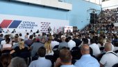 ФУНКЦИОНЕРИ СНС О ОДМЕТНИЦИМА У СТРАНЦИ: Одстранити криминалну клику која циља Вучића ФУНКЦИОНЕРИ СНС О ОДМЕТНИЦИМА У СТРАНЦИ: Одстранити криминалну клику која циља Вучића