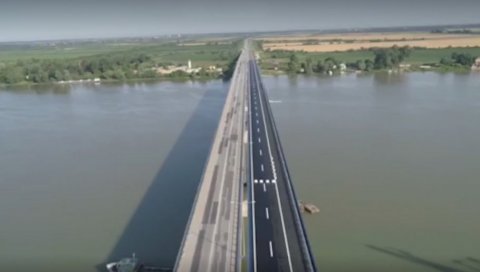 ЗА ПЕТ ГОДИНА ЧЕТИРИ МОСТА ПРЕКО САВЕ! ЗА ПЕТ ГОДИНА ЧЕТИРИ МОСТА ПРЕКО САВЕ!