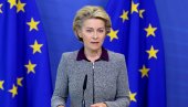 KIJEV KORAK BLIŽE ČLANSTVU U EU: Fon der Lajen predala Zelenskom upitnik o članstvu