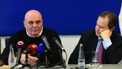 ПАЛМУ И ДАЧИЋА ИСПИТУЈУ У ПОЛИЦИЈИ: Вучковић - Нема кривичне пријаве, предмет је покренут у медијима ПАЛМУ И ДАЧИЋА ИСПИТУЈУ У ПОЛИЦИЈИ: Вучковић - Нема кривичне пријаве, предмет је покренут у медијима
