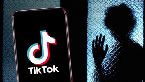 ТИКТОК ИНФЛУЕНСЕРКА И ЊЕНА МАЈКА: Осуђене на доживотни затвор због убиства ТИКТОК ИНФЛУЕНСЕРКА И ЊЕНА МАЈКА: Осуђене на доживотни затвор због убиства