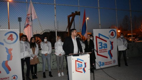 НАСТАВАК КАМПАЊЕ: Коалиција За будућност Никшића у Драговој Луци, Ковачевић поручио - Победа је сасвим извесна! НАСТАВАК КАМПАЊЕ: Коалиција За будућност Никшића у Драговој Луци, Ковачевић поручио - Победа је сасвим извесна!