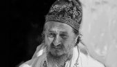 ЗАСТАВЕ НА ПОЛА КОПЉА: Дводневна жалост у Херцеговини због смрти владике Атанасија ЗАСТАВЕ НА ПОЛА КОПЉА: Дводневна жалост у Херцеговини због смрти владике Атанасија