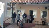 ХОСПИТАЛИЗОВАНО ЈОШ ЈЕДАНАЕСТ ПАЦИЈЕНАТА: У Параћину 71 особа на лечењу од ковида ХОСПИТАЛИЗОВАНО ЈОШ ЈЕДАНАЕСТ ПАЦИЈЕНАТА: У Параћину 71 особа на лечењу од ковида