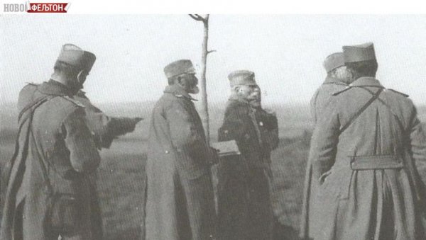 СРБИМА ВЕЗАНЕ И РУКЕ И НОГЕ: На захтев регента Александра и војводе Путника, у повлачење са војском кренуо је и српски краљ СРБИМА ВЕЗАНЕ И РУКЕ И НОГЕ: На захтев регента Александра и војводе Путника, у повлачење са војском кренуо је и српски краљ