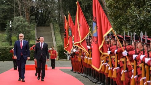 КУРТИЈЕВ ПЛАН КОЧИ 10 СРБА: Кандидат за премијера у Приштини тражи пречицу за пројекат уједињења са Албанијом КУРТИЈЕВ ПЛАН КОЧИ 10 СРБА: Кандидат за премијера у Приштини тражи пречицу за пројекат уједињења са Албанијом